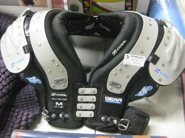 Benefits of Football Shoulder Pads