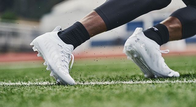 nike football cleats with sock