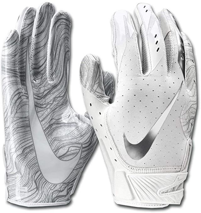 10 Best Football Gloves For Wide Receivers In 2023