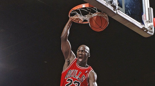 At sige sandheden skrivestil helt seriøst What Is Michael Jordan Position in Basketball?