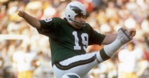 The 10 Longest Field Goal In NFL History